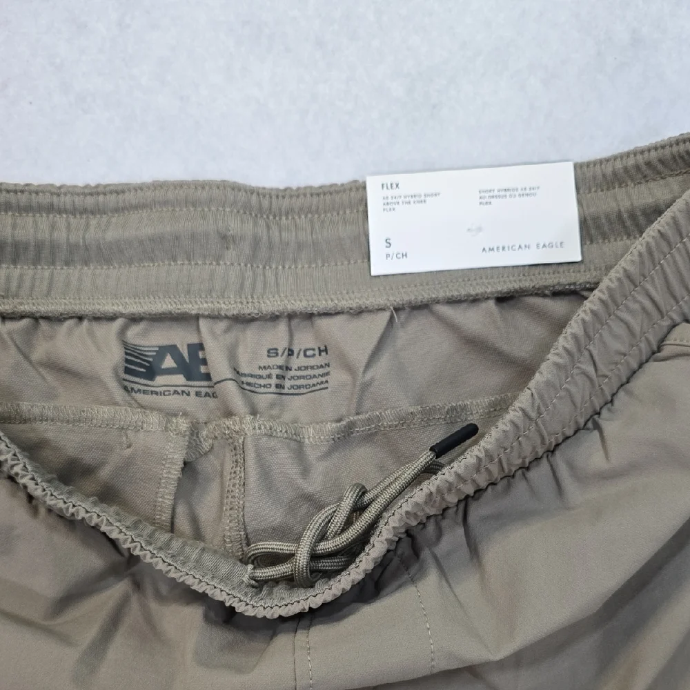 NWT‎ American Eagle Outfitters Men's Elastic-Waist Shorts